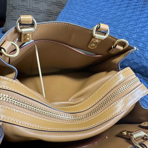 Coach Rogue 25 ❤️sale❤️with Tom Wesselmann lip motif - Picture 8 of 11